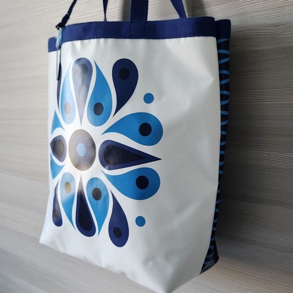 Jonathan Adler White Navy Feather Medallion 2 Sided Beach Talulla Large Tote NWT - Picture 4 of 16